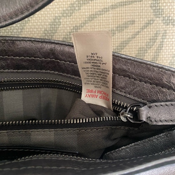 Vintage Burberry Gunmetal Handbag - Picture 6 of 8